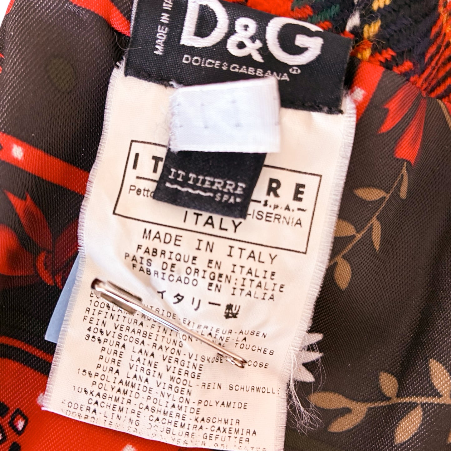 D&G F/W 2002 Tartan Corset Set - documented