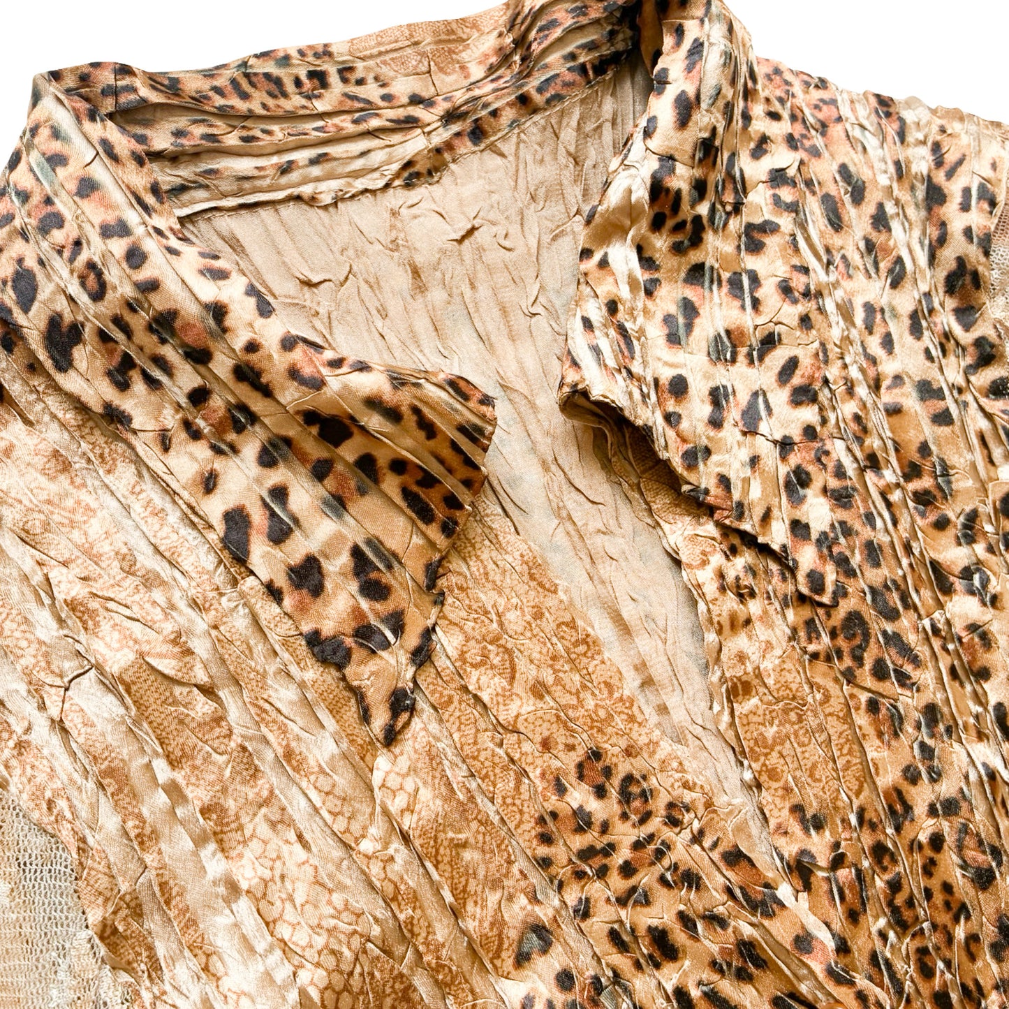 2000s Crinkled Leopard Lace Flared Sleeve Shirt