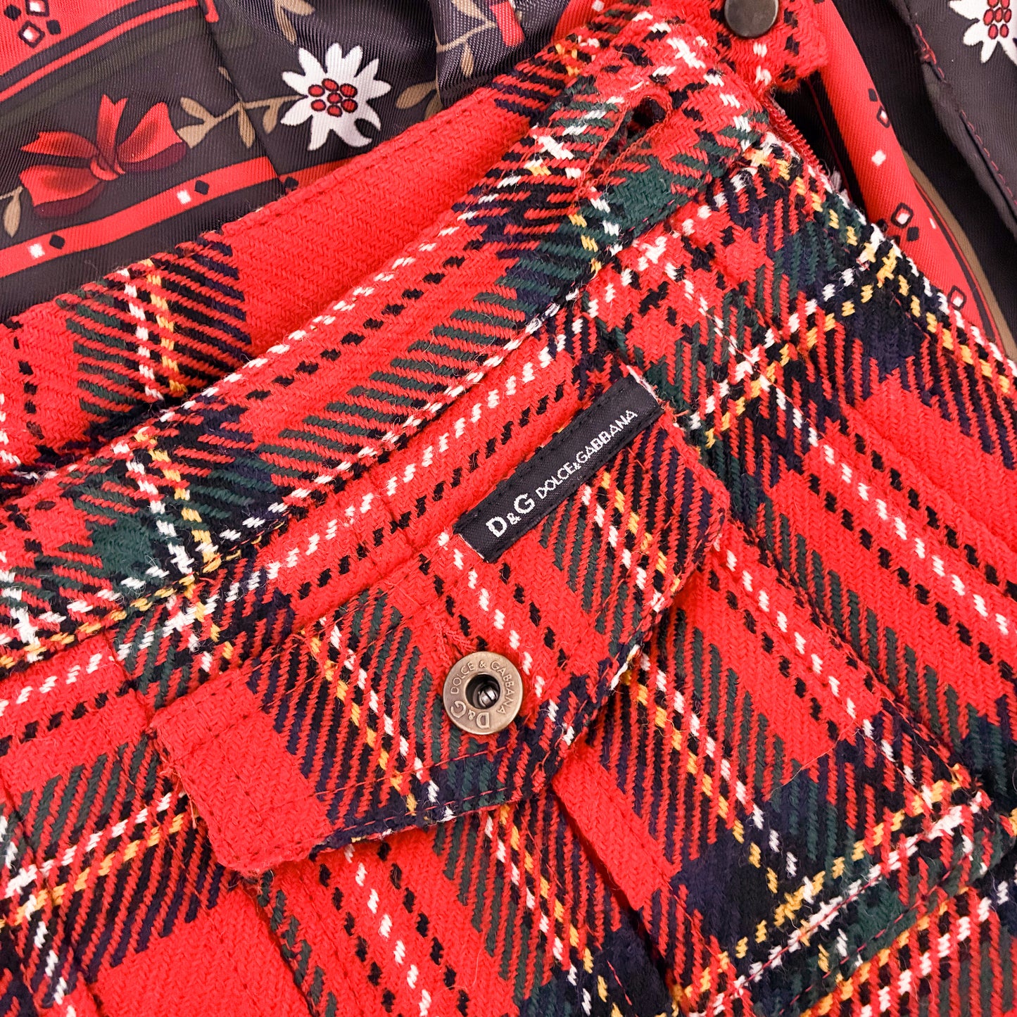 D&G F/W 2002 Tartan Corset Set - documented