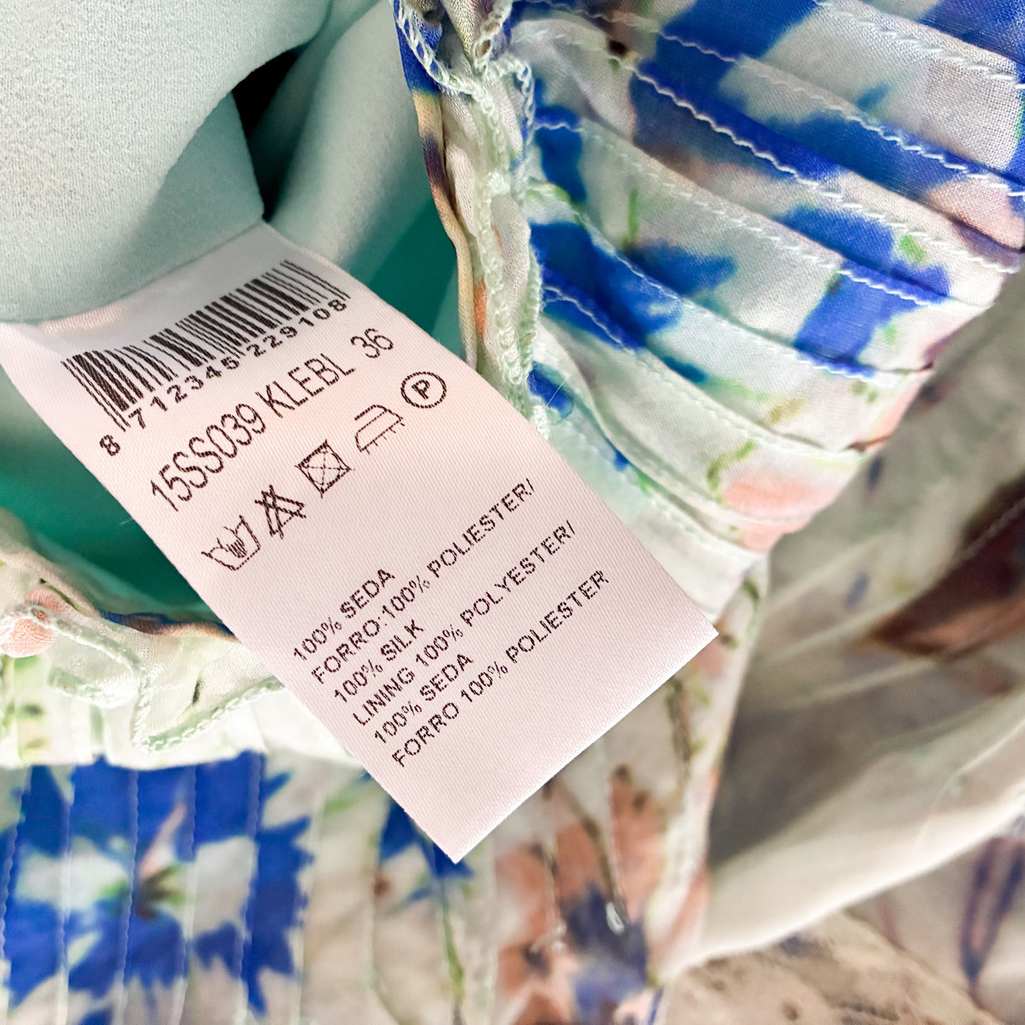 Spanish VTG pleated silk mini skirt