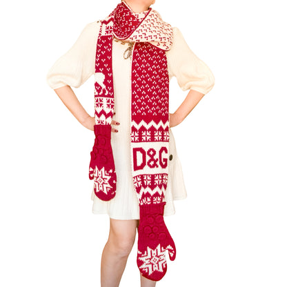 D&G 2006 giant scarf with gloves - runway