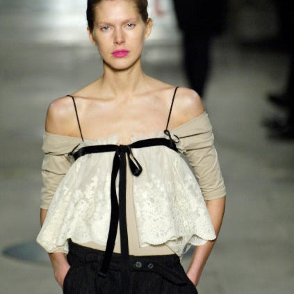 Anne-Valérie Hash Haute Couture 2006 bustier - runway